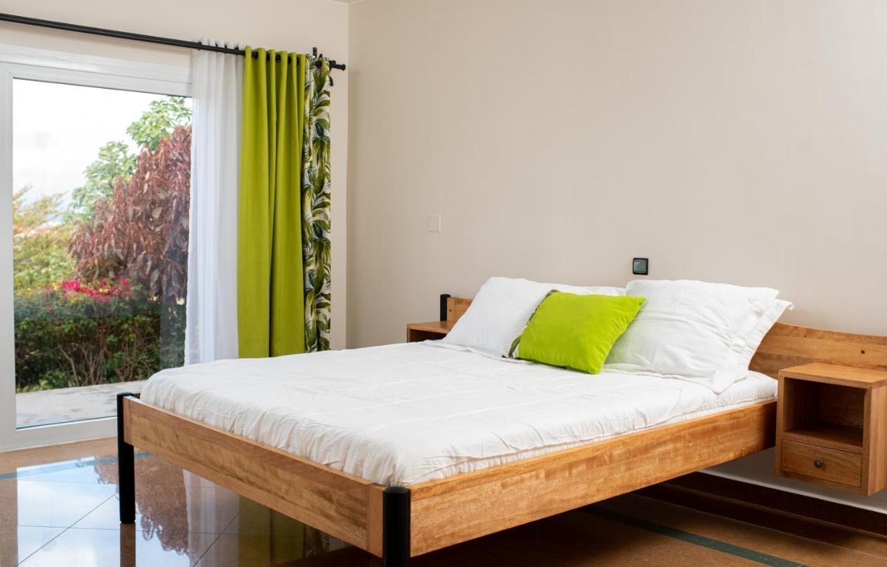 Somptua Garden Apartment Ivato  ภายนอก รูปภาพ