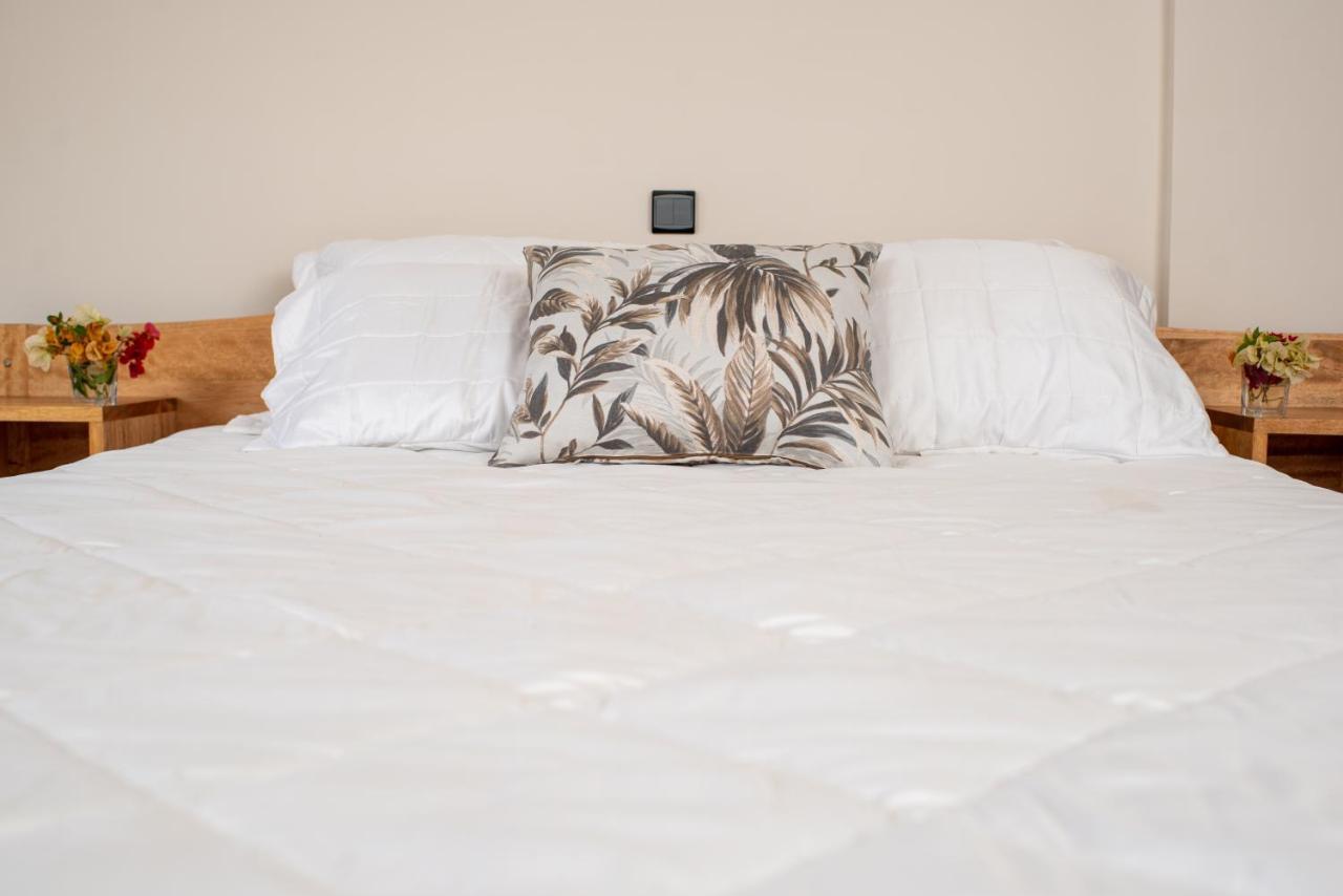 Somptua Garden Apartment Ivato  ภายนอก รูปภาพ